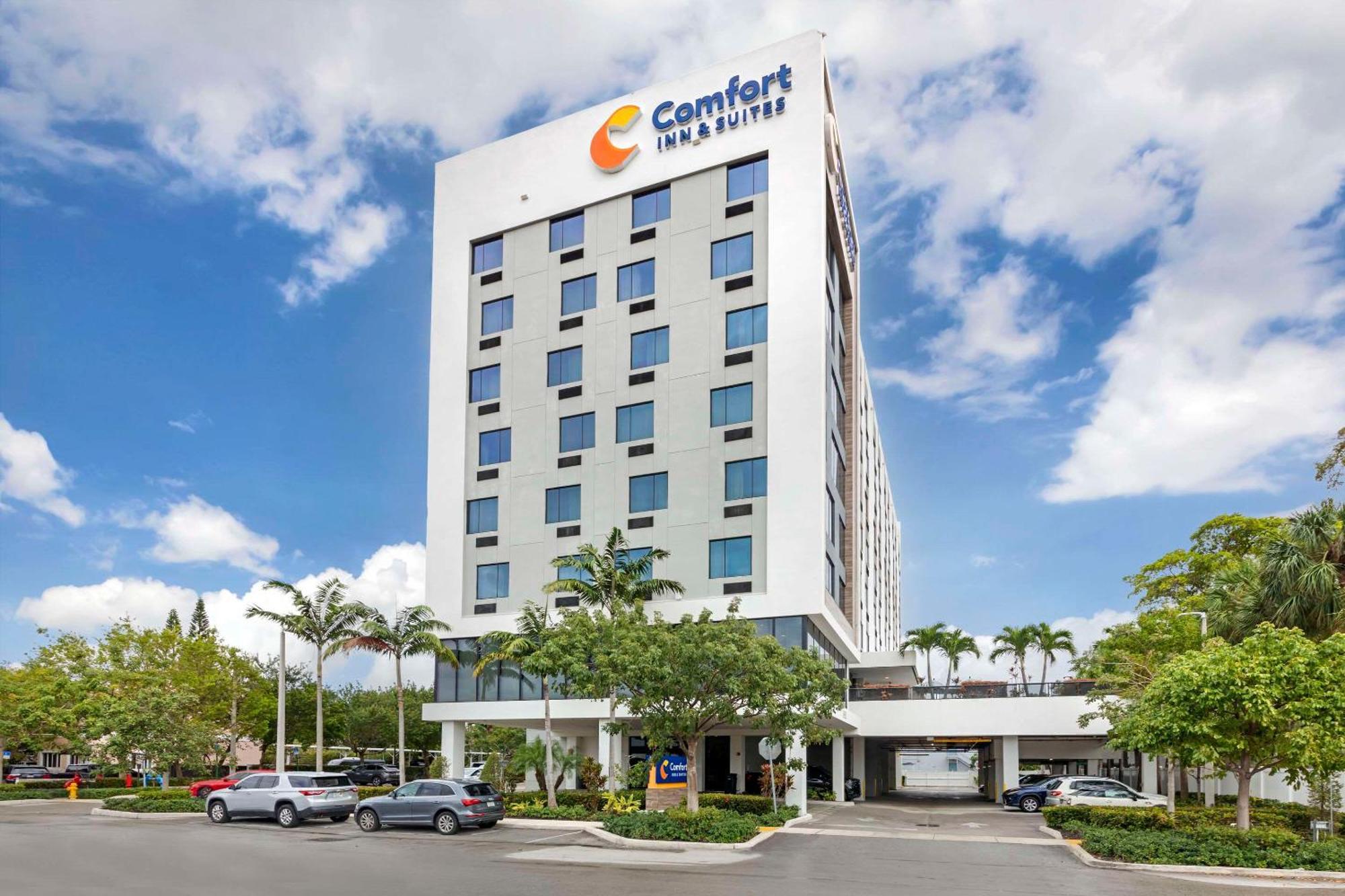 מיאמי ספרינגס Comfort Inn & Suites Miami International Airport מראה חיצוני תמונה