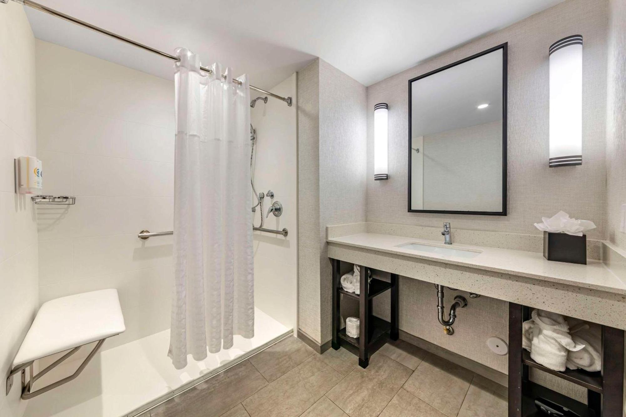מיאמי ספרינגס Comfort Inn & Suites Miami International Airport מראה חיצוני תמונה