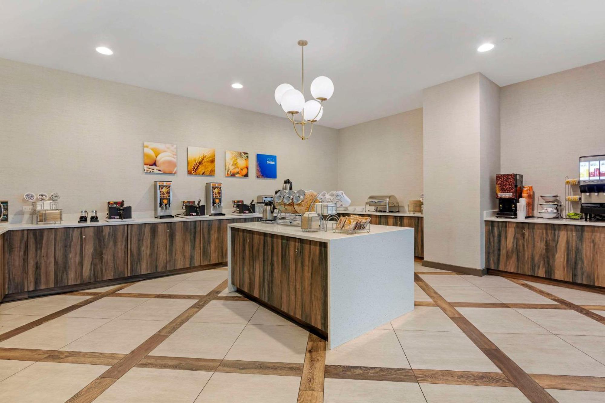 מיאמי ספרינגס Comfort Inn & Suites Miami International Airport מראה חיצוני תמונה